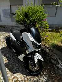 NMAX Branca 125cc