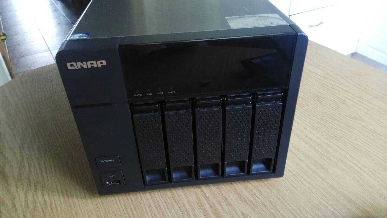 QNAP TS-569L nas