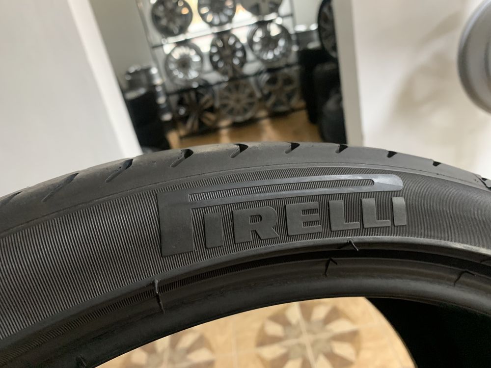 285/30/21 100Y PIRELLI  P ZERO