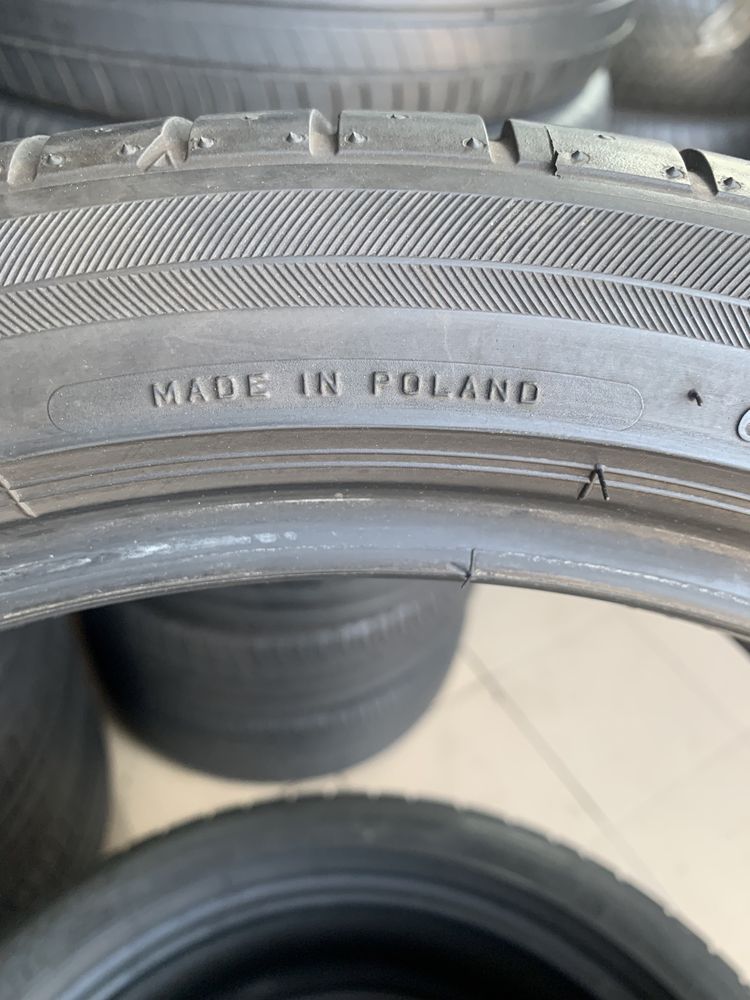 215/40/17 87V Bridgestone Potenza RE050A