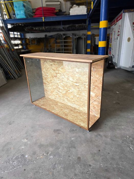 Terrário novo com 1,77x1,35x0,50 (m)