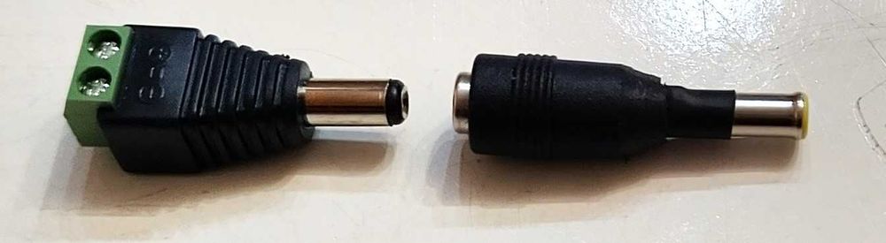 Zestaw naprawczy wtyczki zasilacza -radia Makita DMR 114 , 115