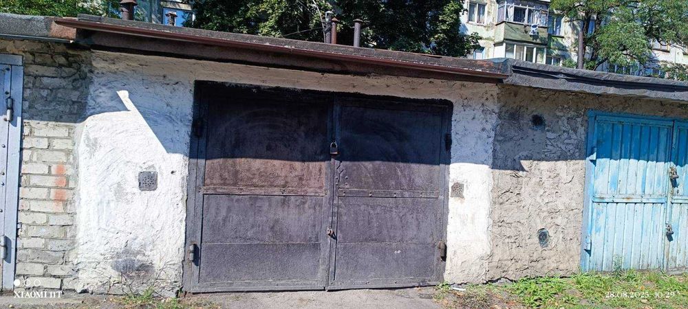 Продам гараж з документами