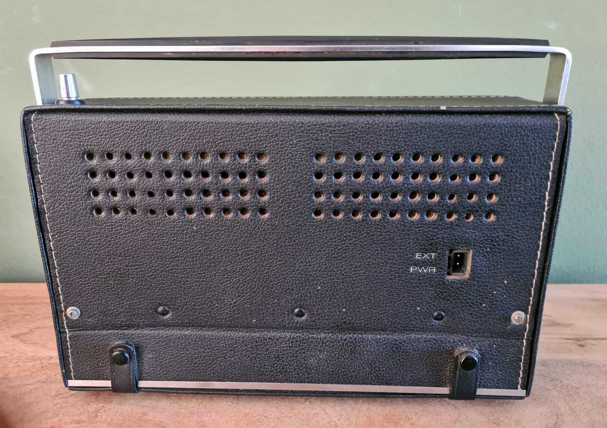 Rádio NEC Vintage (modelo: NT-10C96)