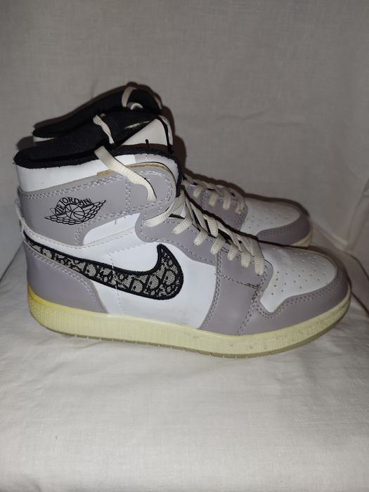 Męskie trampki Nike Air Jordan Dior. Rozmiar 40