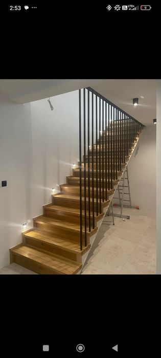 Schody drewniane,Konstrukcja stalowa , Balustrada .