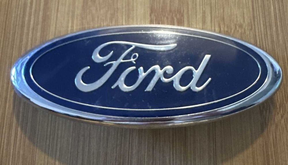 Nowy emblemat Audi BMW Mercedes Volvo Toyota Ford SLine Mpower AMG