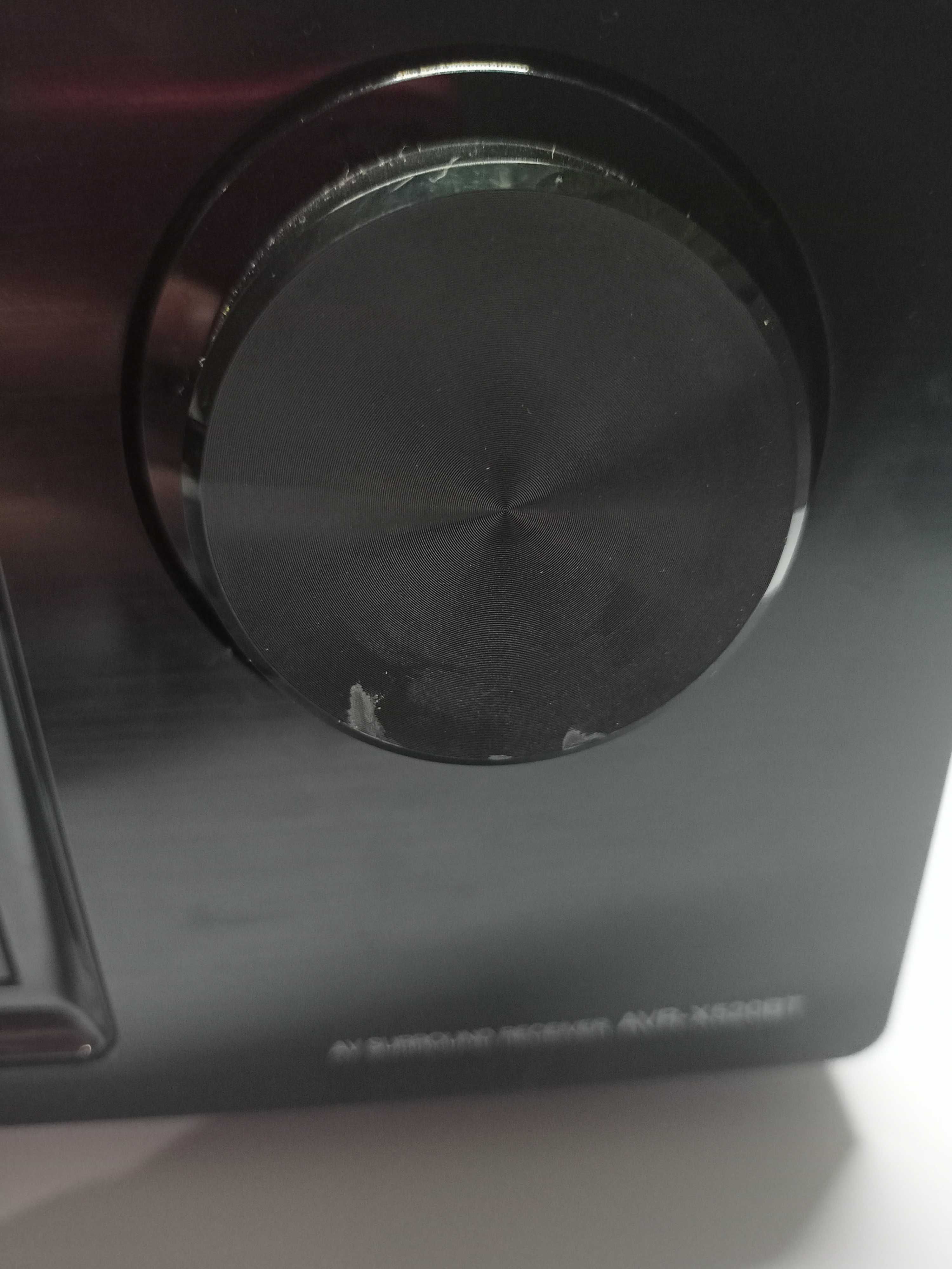 Amplituner denon AVR-x520bt