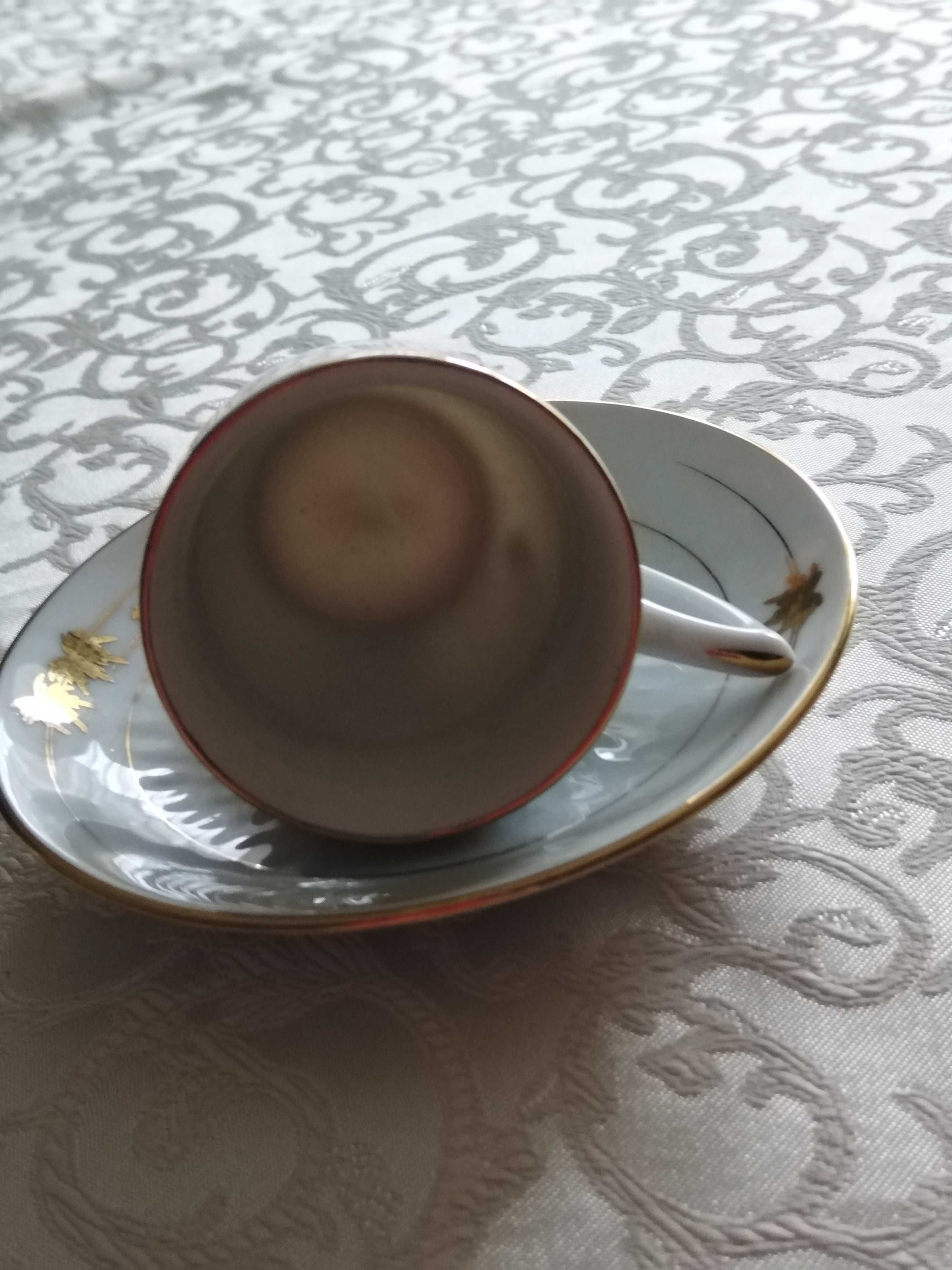 Serwis z chińskiej porcelany do ekspresso