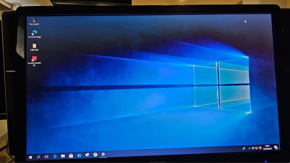 Computor / Torre ( Desktop ) - Windows 10 Pro