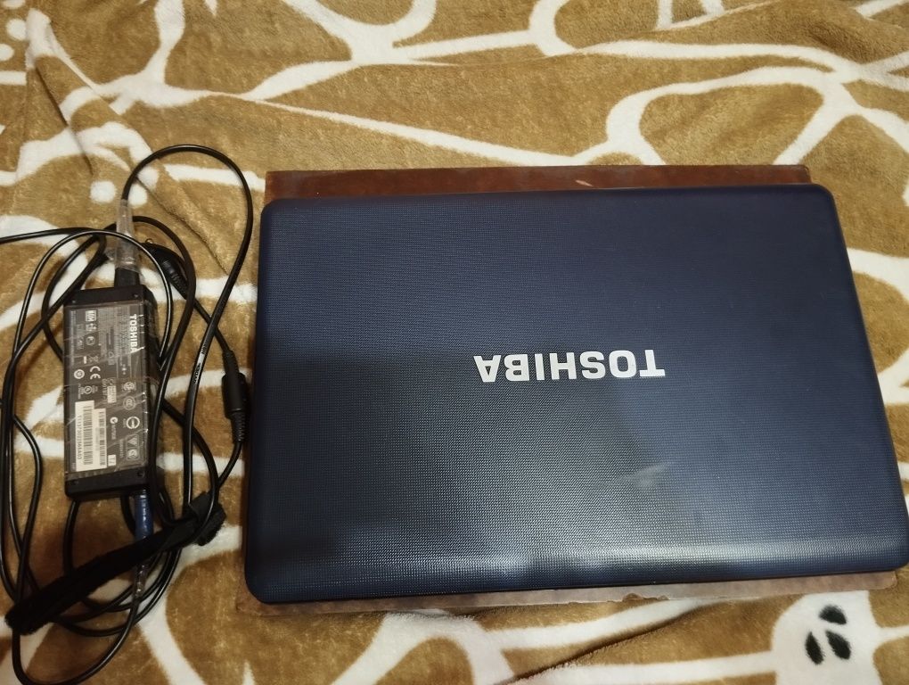 Ноутбук Toshiba C660