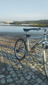 Bicicleta Shimano aro 26 alumínio