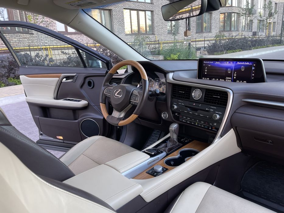 Продам Lexus RX 350 в отличном состоянии!