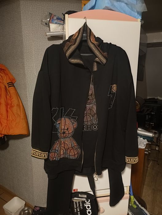 trzyczęściowy kostium sportowy wawa