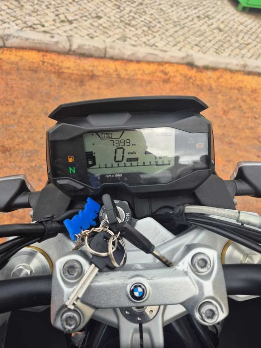 BMW G310R – Baixa quilometragem, excelente conservação