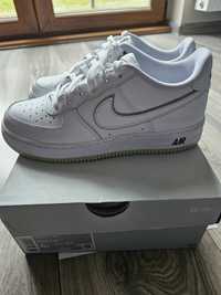 Nike Air Force 1 r 36 23cm skóra naturalna biale z zielona podeszwą