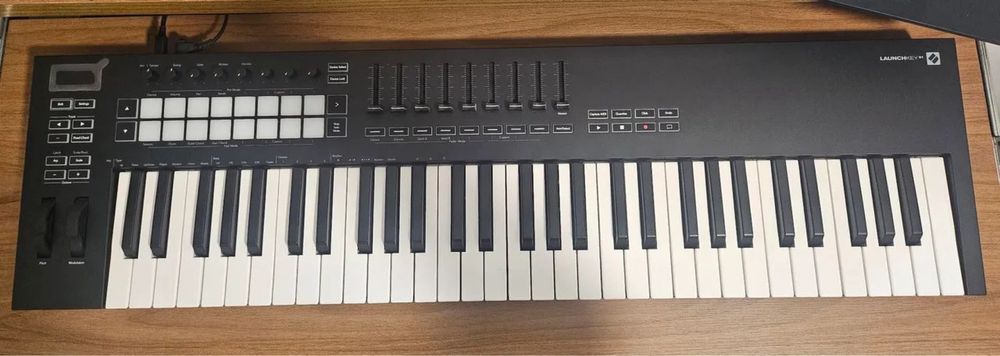 Novation Launchkey 61 MK3
