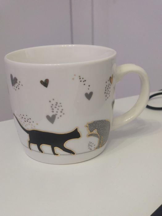 kubek kotki biały