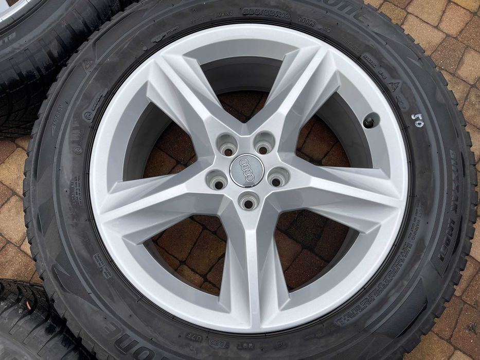 3720. Koła zimowe Audi Q7 4M oryginalne 5x112 ET28 255/55/19 7/7.5mm