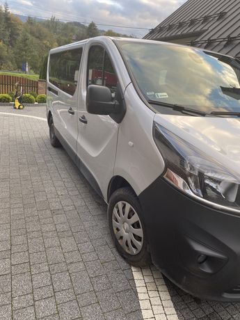Opel vivaro 1.6 Biturbo niski przebieg