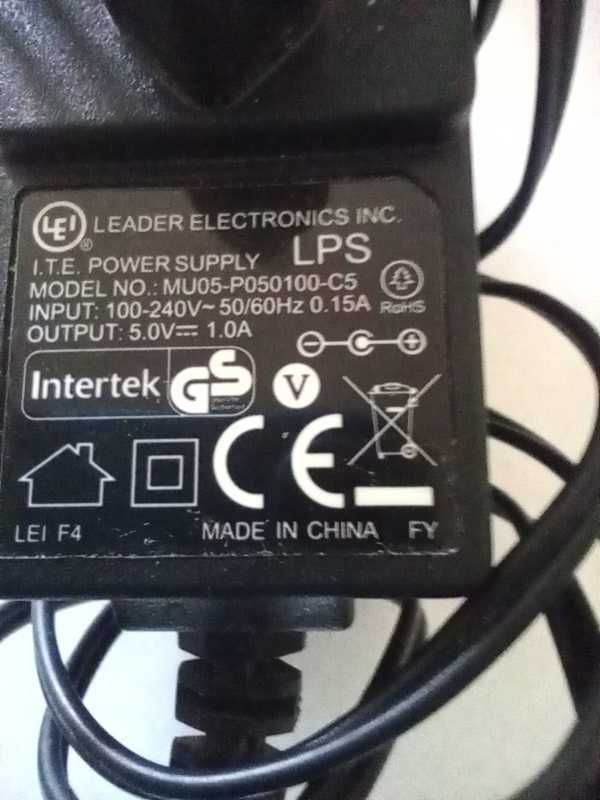 D-LINK MU05-P050100-C5 100-240V 50/60Hz 0.15A 5V