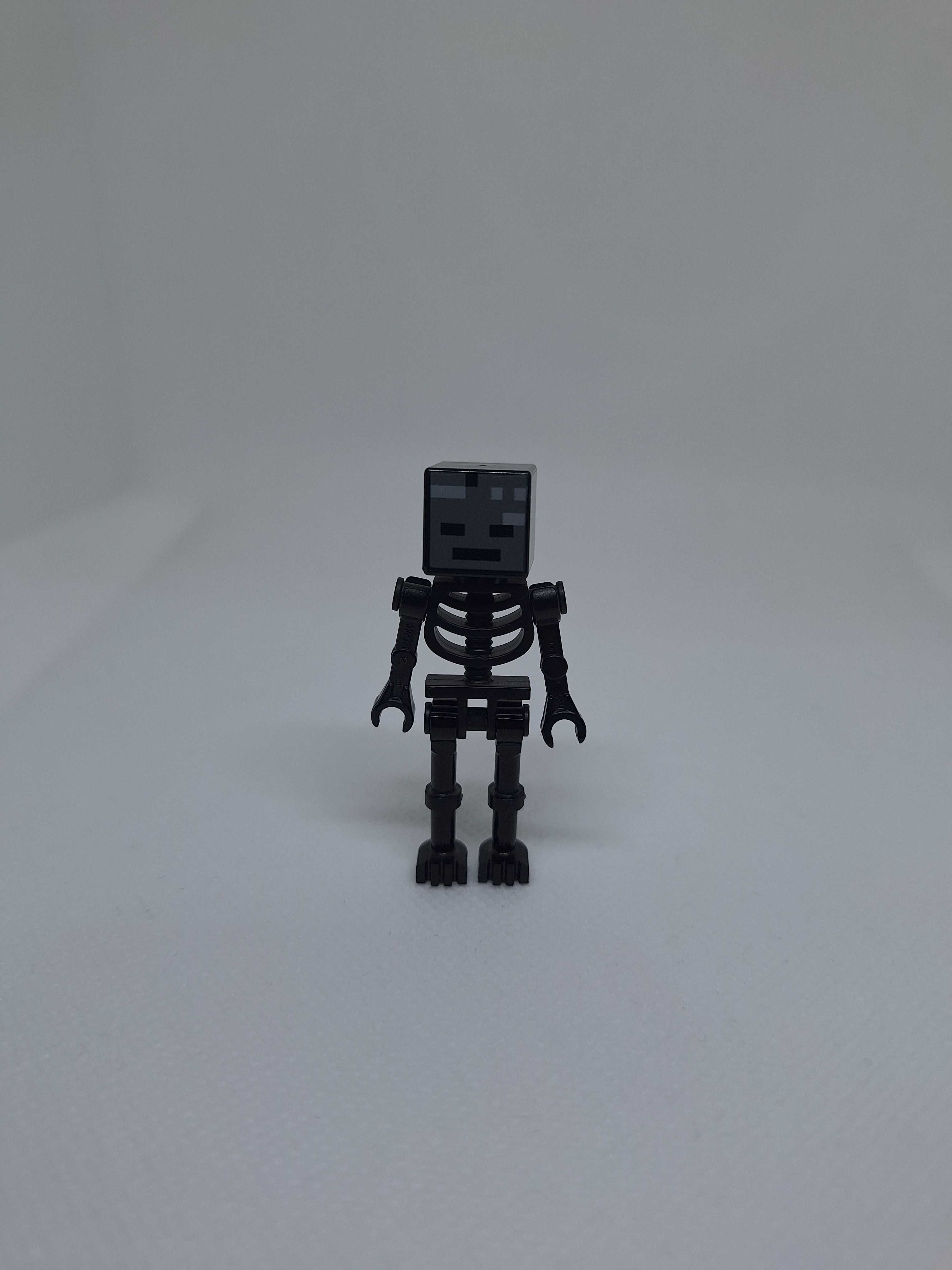 figurka lego Wither Skeleton - Straight Arms min025
