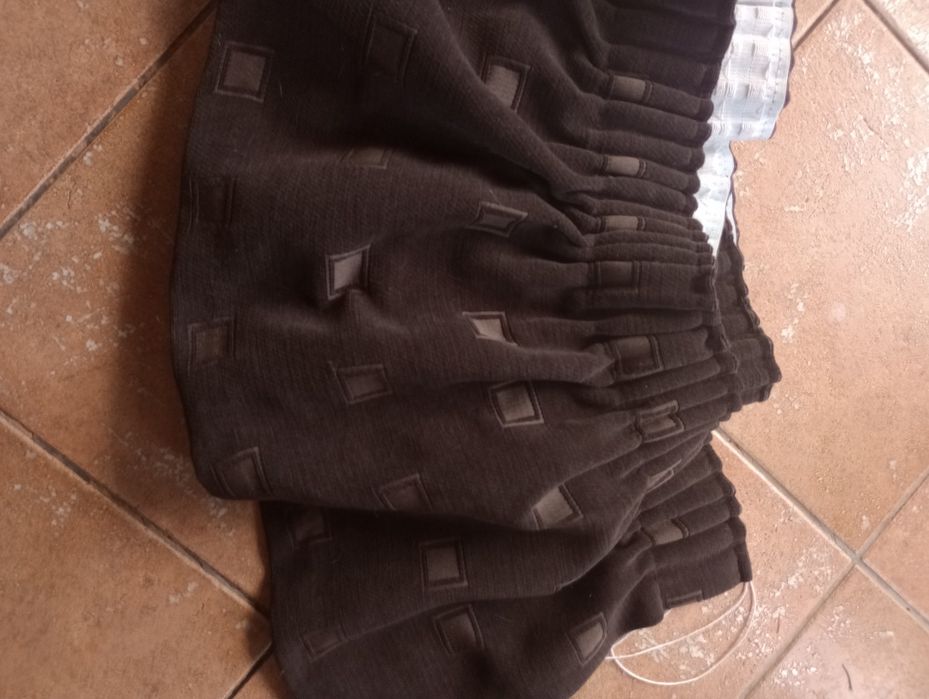 Zasłony z czekoladowej szenili + lambrekin marki  Dunelm