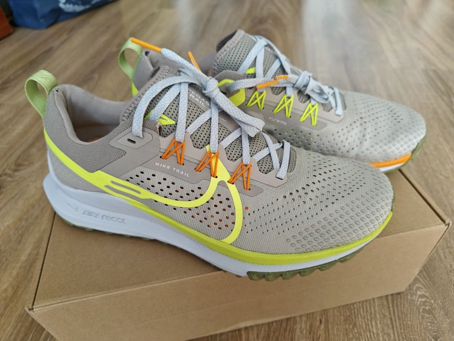 Nike pegasus trail 4 react