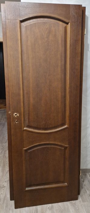 Продам міжкімнатні двері