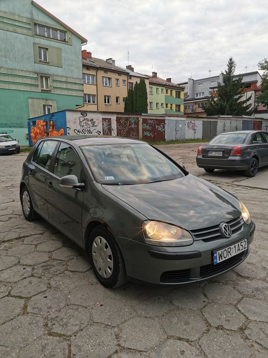 Volkswagen Golf V 1.4 2004r. 5D