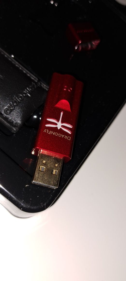 Dragonfly RED audioquest DAC