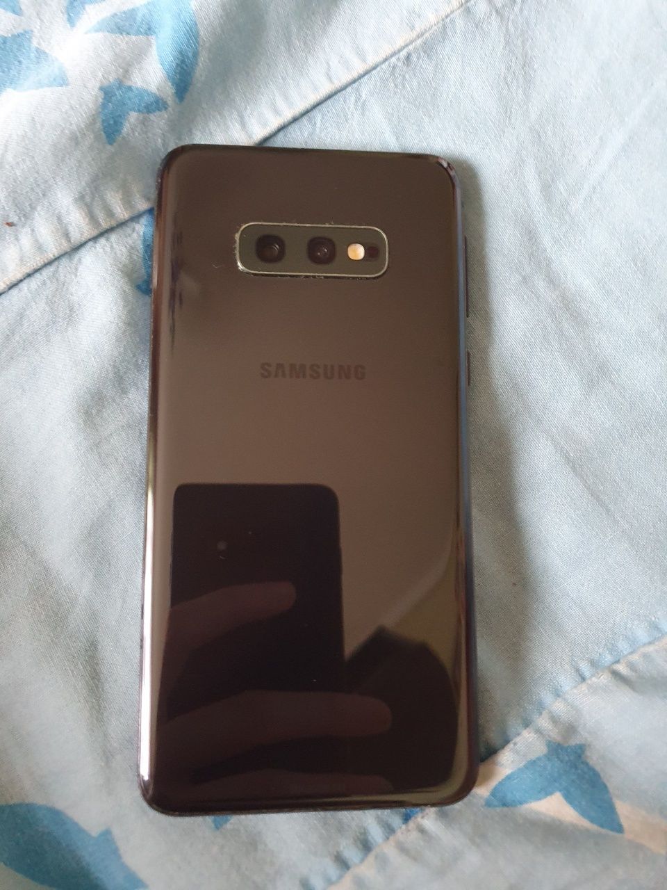 Samsung Galaxy s10e 8/128 sm-g970f/ds