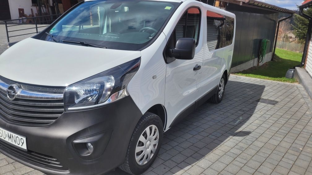 Opel vivaro 2018 r 8 osób przeb. 167 tys