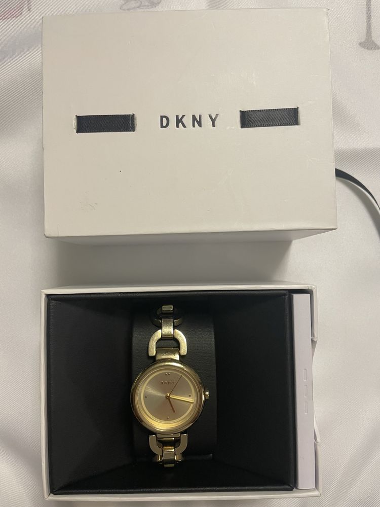 Zegarek damski DKNY