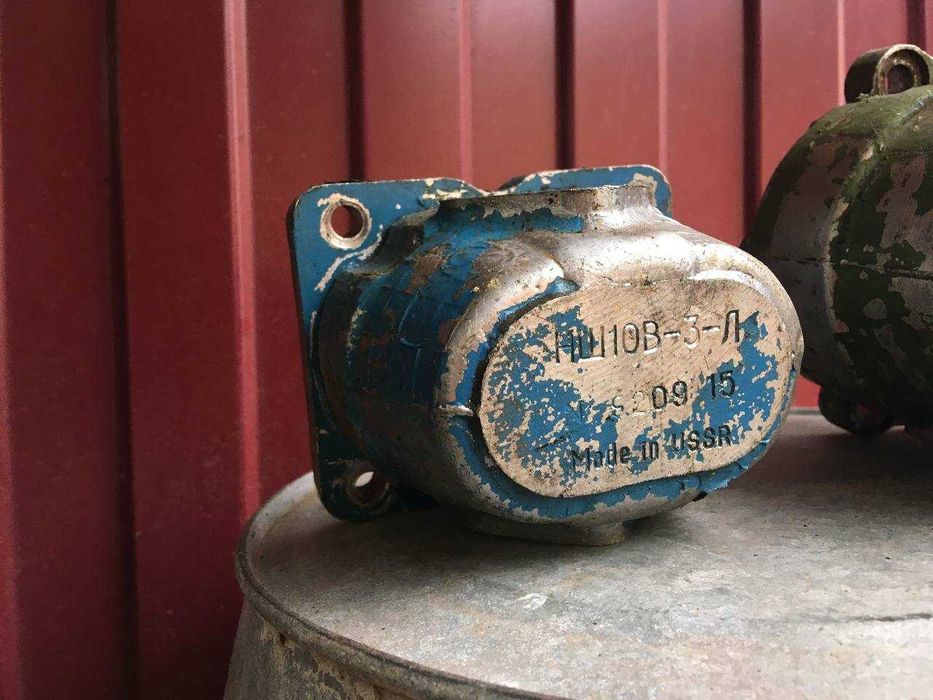 Насос радянський НШ-10В-3-Л