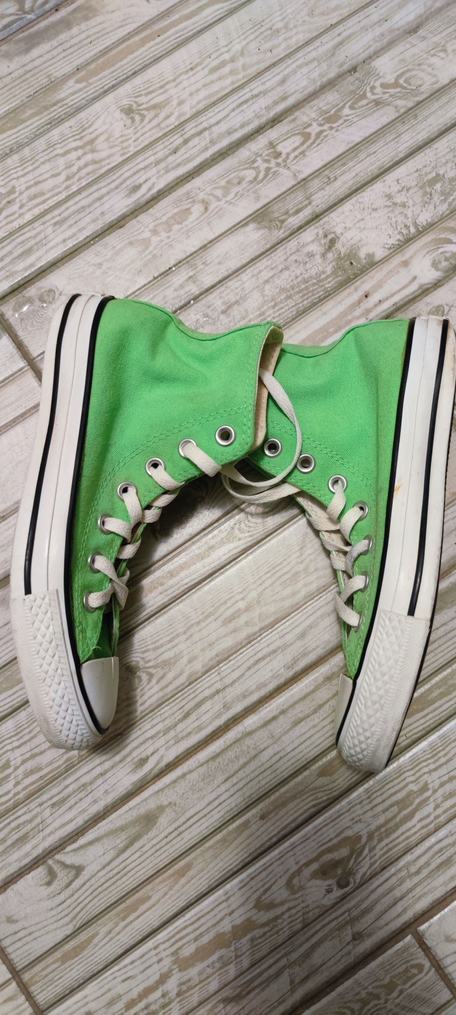 Кеды Converse салатовые, требуют ремонта