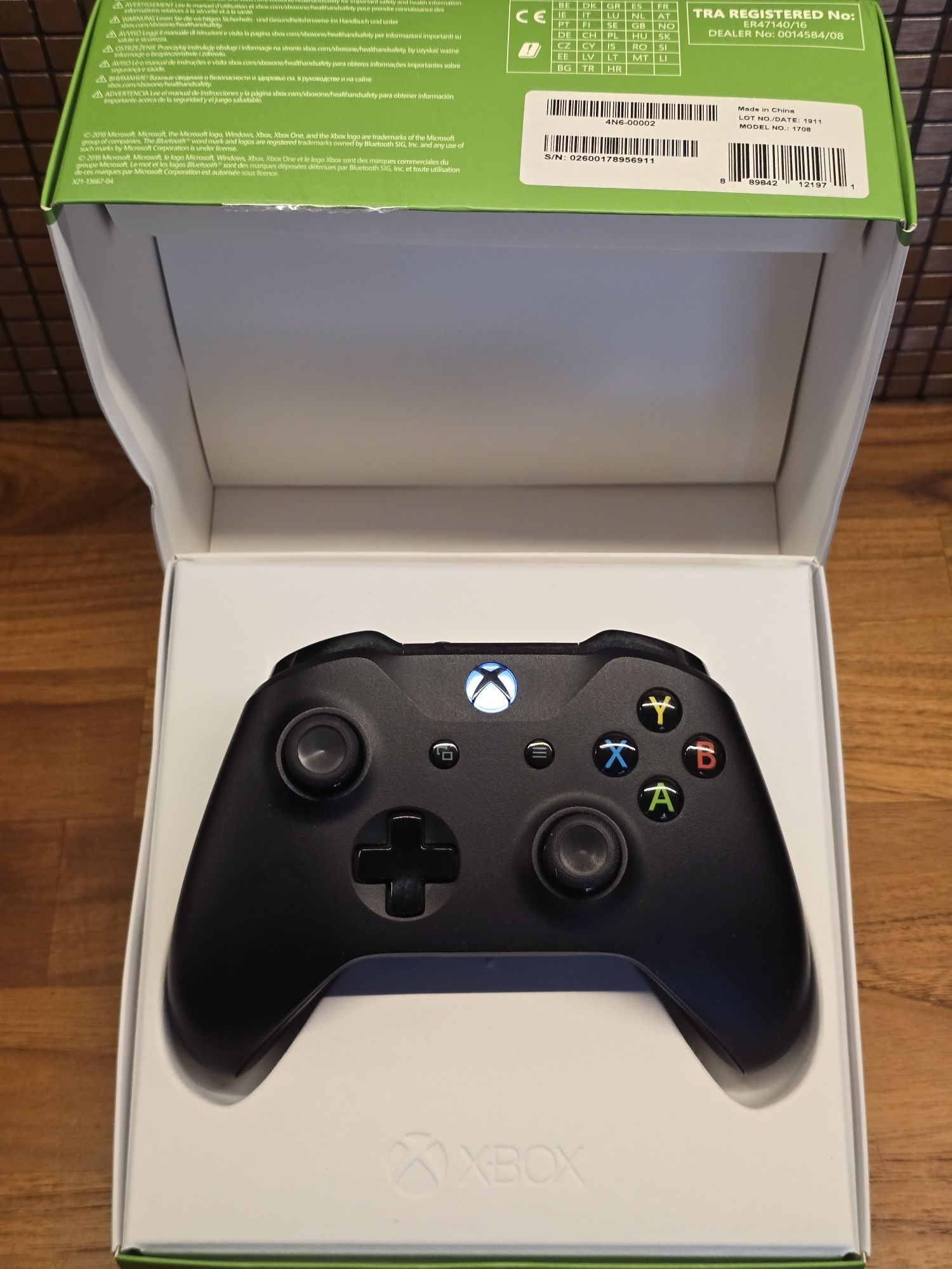 Pad kontroler Xbox + kabel 2,74m (jak nowy)
