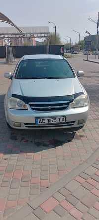 Продам Chevrolet  lacetti 1.8 автомат