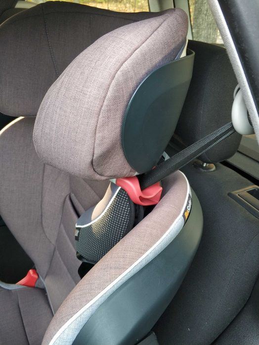 Fotelik samochodowy Be Safe Izi Flex i-Size 100-150cm