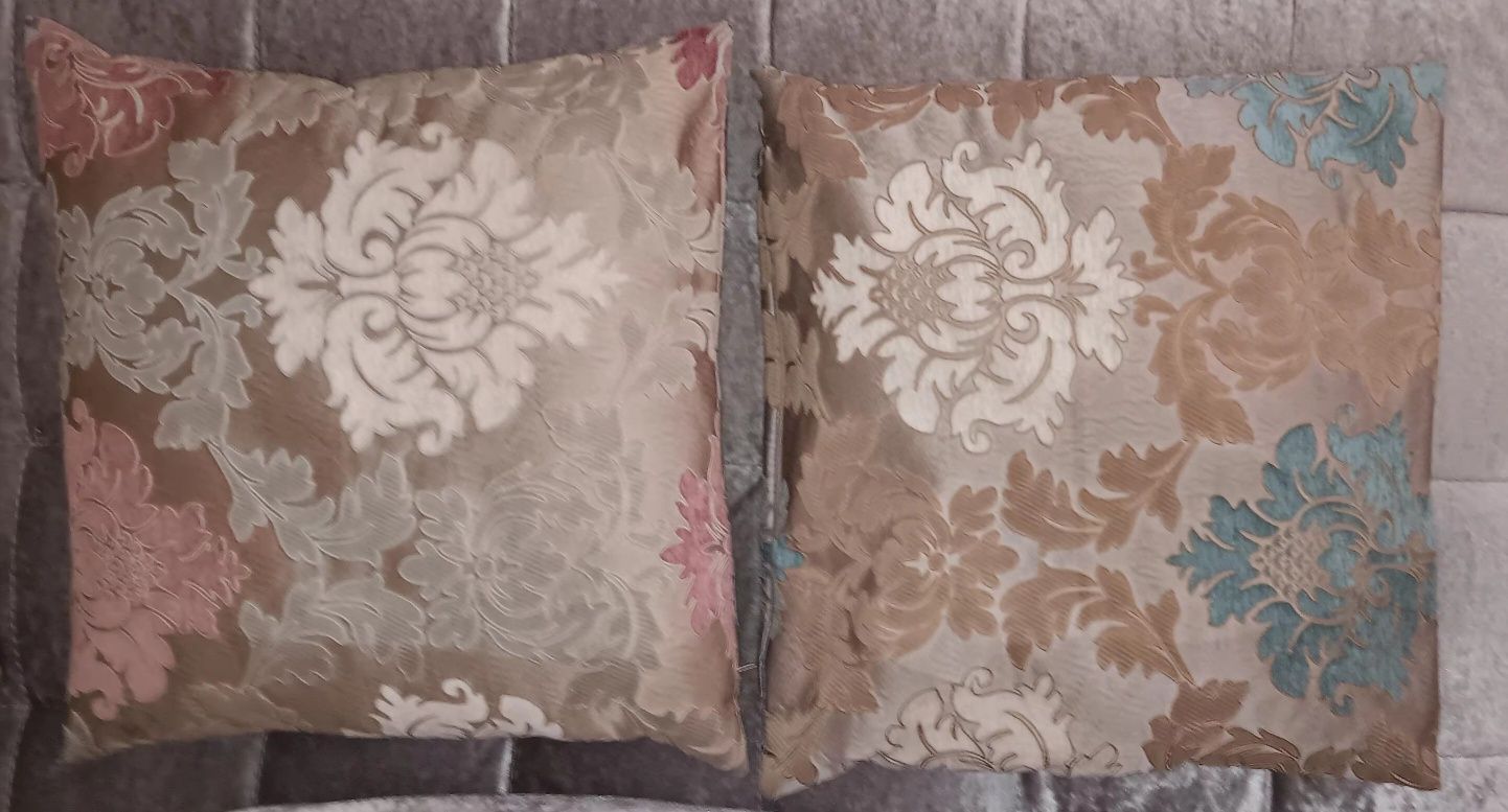 Conjunto de 4 almofadas (enchimento e fronha)