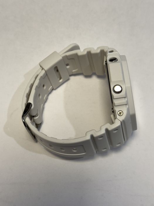 Zegarek Casio G-Shock GA-2100-7A7ER biały