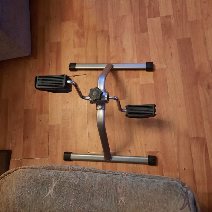 Rower stacjonarny mini