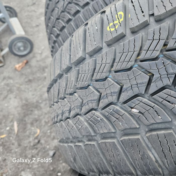 2x Opony zimowe 225/45/17 91H Dębica Frigo HP2, 2021r bieżnik 8mm