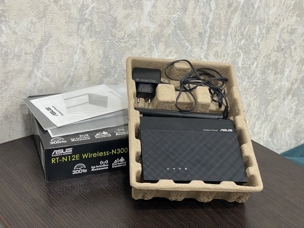 Роутер Asus RT-N12E Wireless-N300