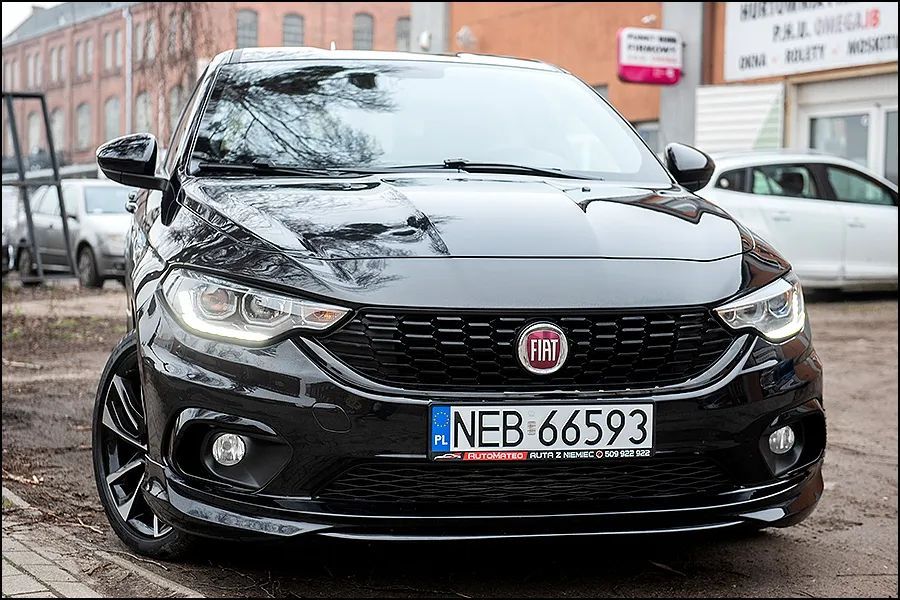Fiat Tipo S-Design Kamera Navi Skóra LED Top Z Niemiec Zarejestrowany