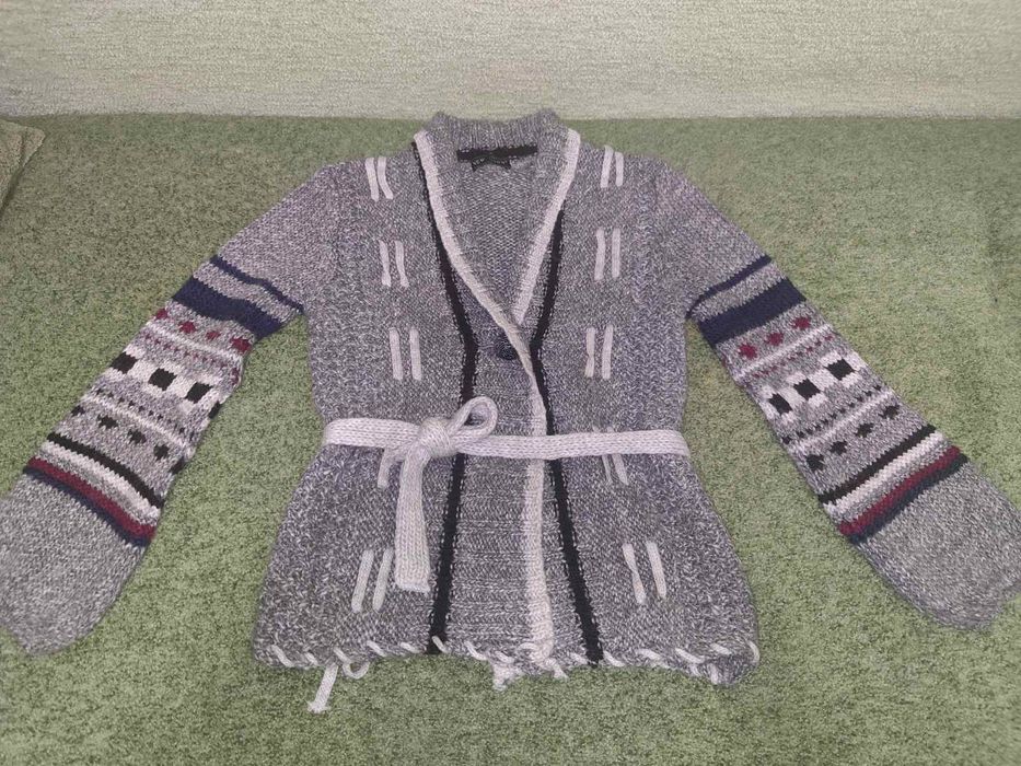 Шерстяная  женская кофта