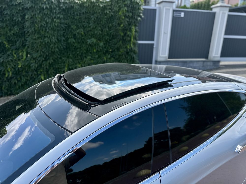Tesla Model S 2015р Dual Motor 85kw