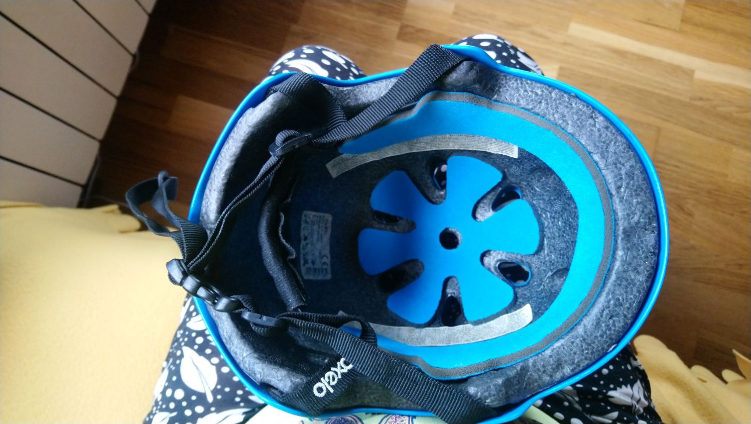 Sprzedam kask dziecięcy