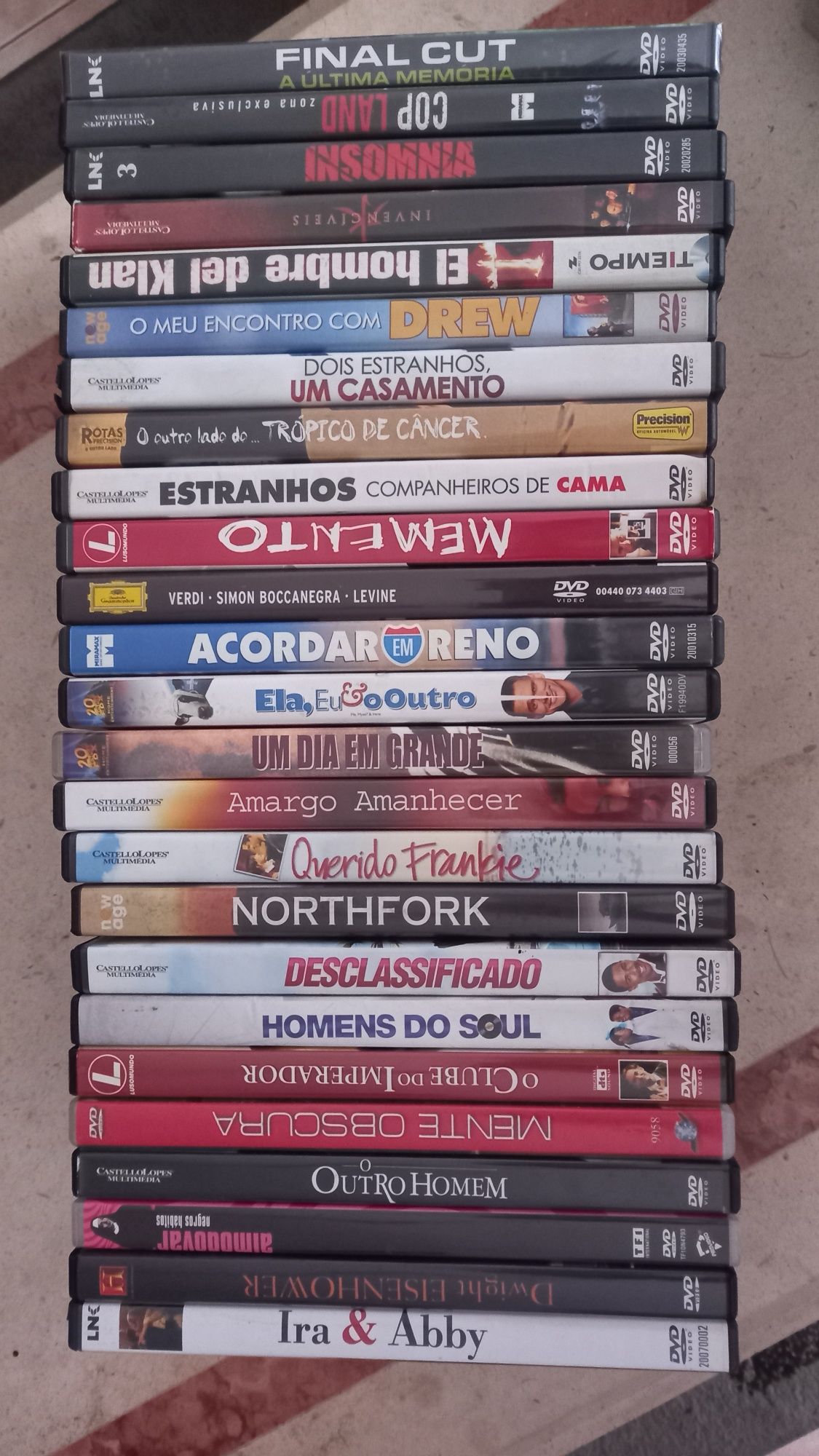 Vendo DVD'S a muito bom preço