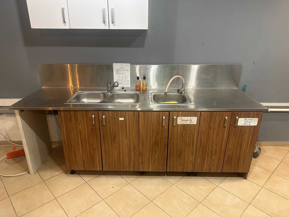 szafka gastronomiczna, blat ze stali nierdzewnej, 2 umywalki, szafki